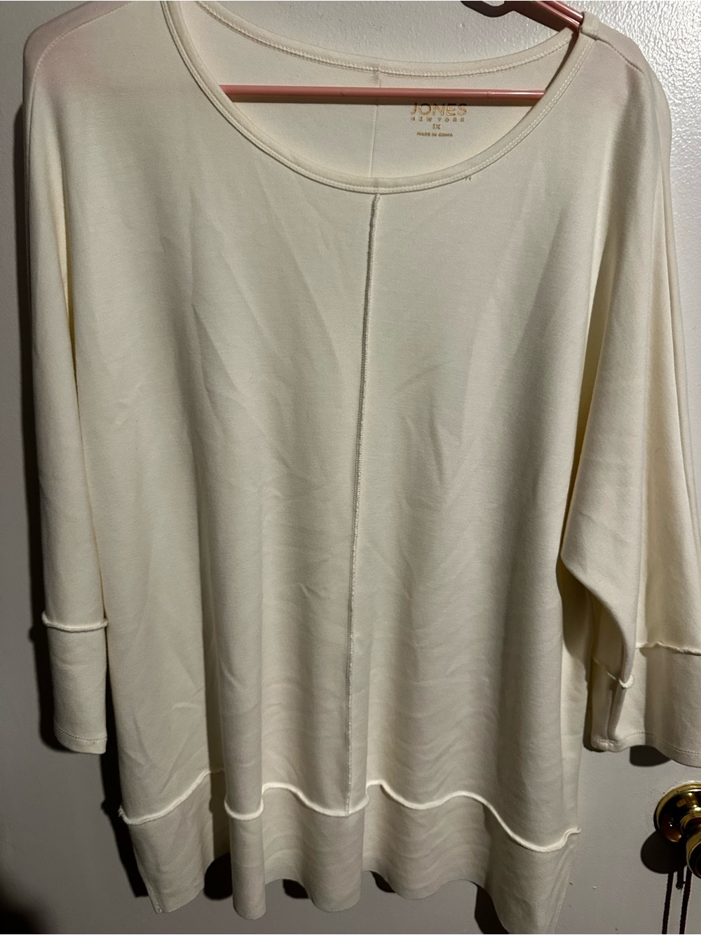 Jones New York Cream Scoop Neck Long Sleeve Tunic Top